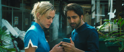 Interview avec Nora Arnezeder pour la promotion du film Hell in Paradise